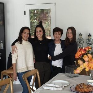 Meet your Posher, Robyn